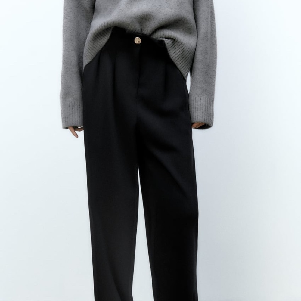 Zara black pants with darts